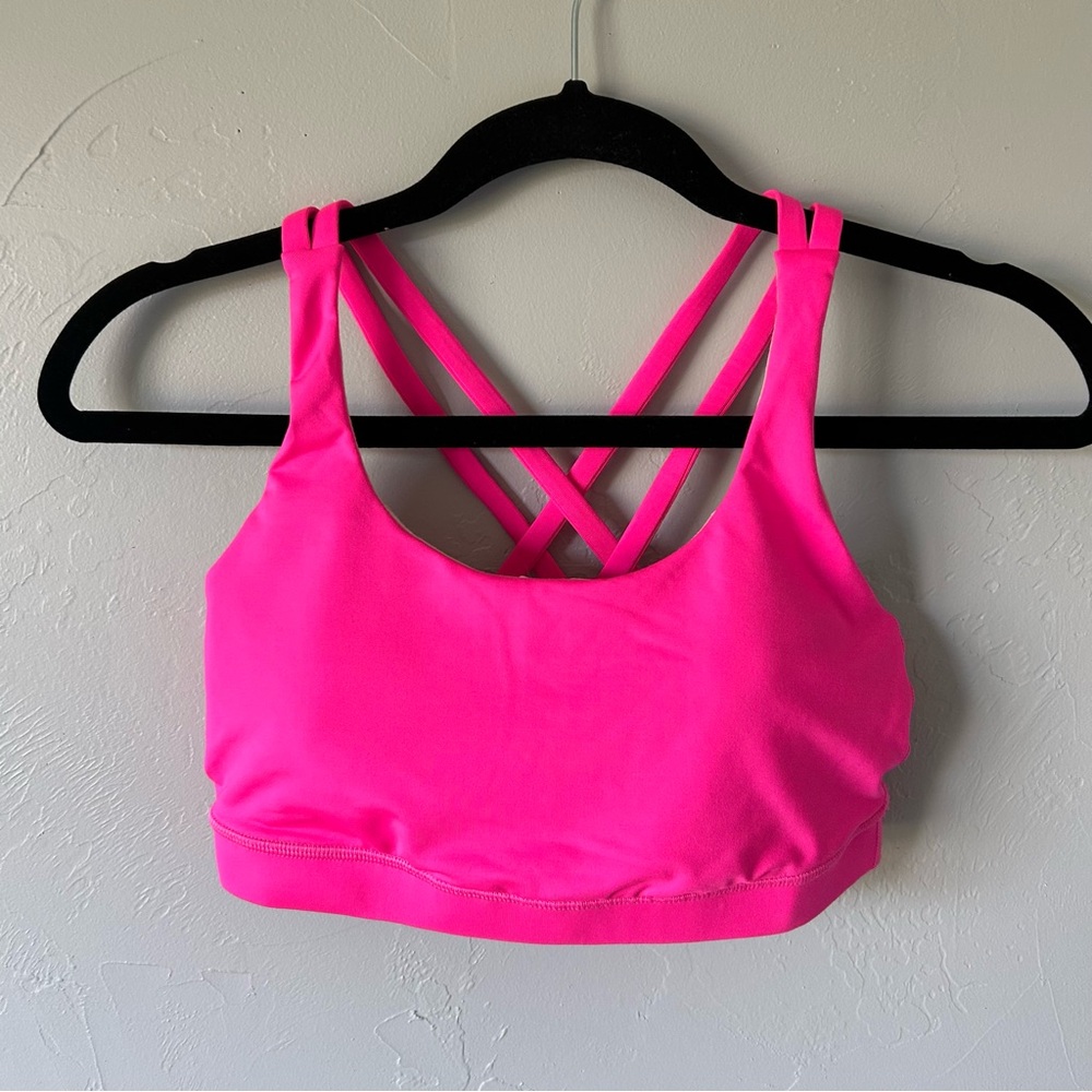 Lululemon Energy Sports Bra in Paris Pink Size 6 Activewear Workout Gym